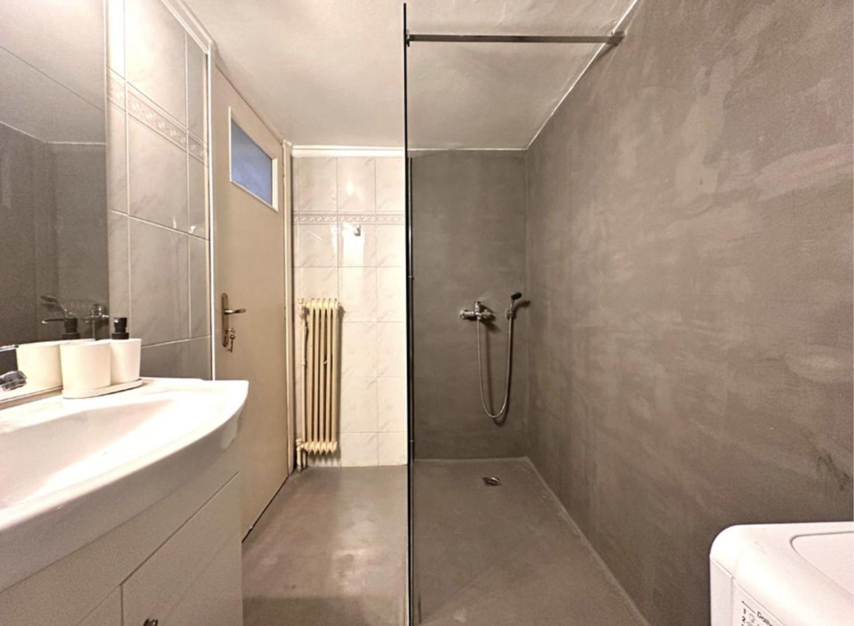 Pame Rentals - Entire Apartment With Free Parking Афины Экстерьер фото